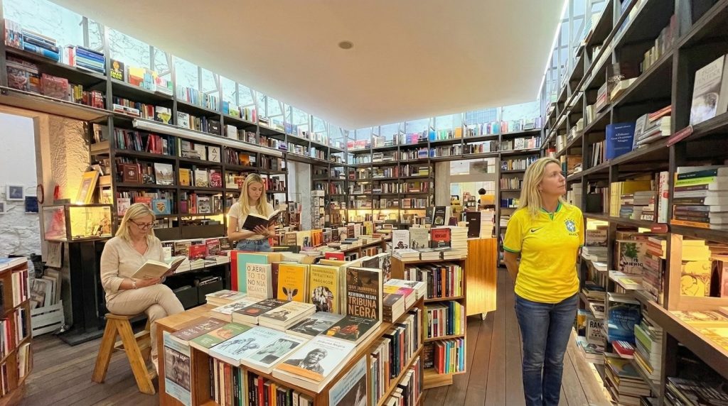 feed-lb-Editora-Lisboa-promove-grande-encontro-literario-t-1775761504-7165